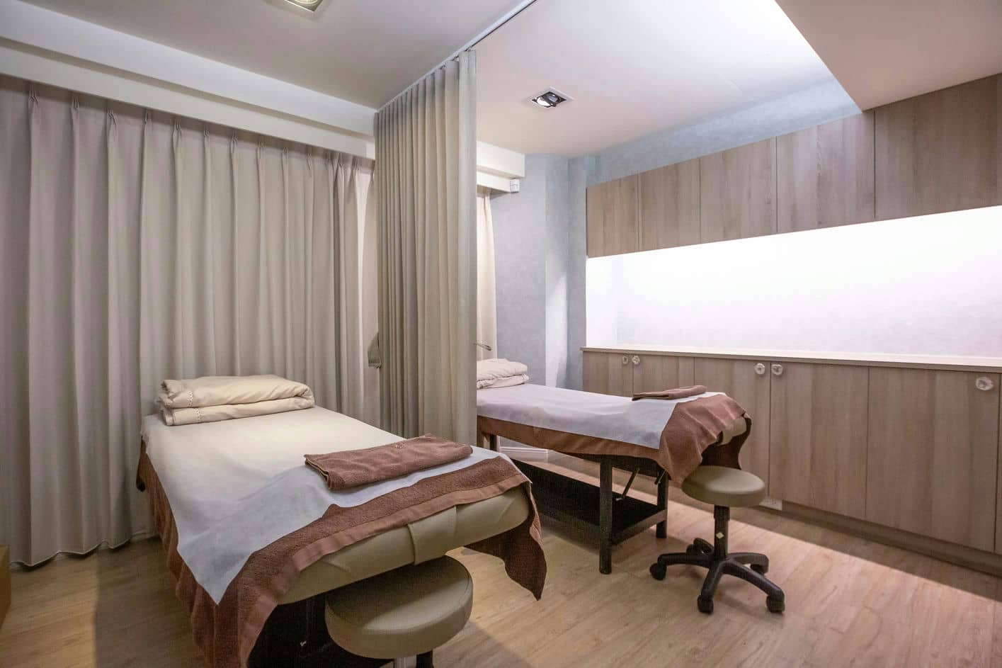 GUTING STARCLINIC(FORMERLY STARNIC DERMATOLOGY CLINIC)