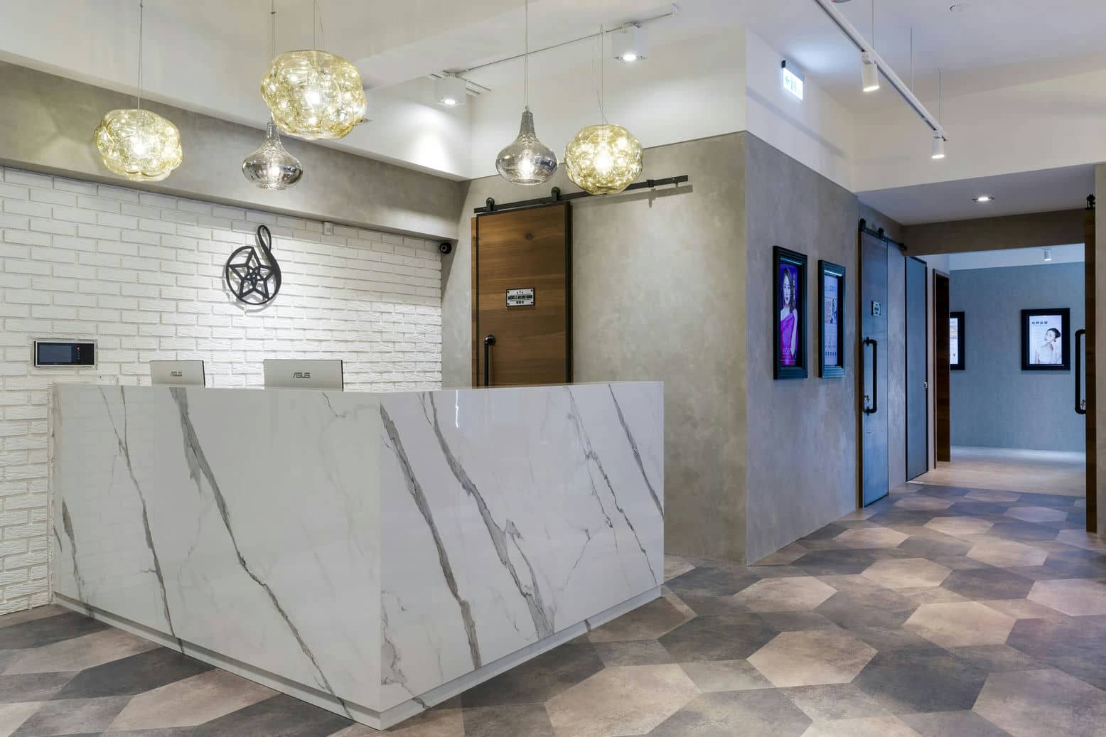ZIQIANG STARCLINIC (ZHUBEI)