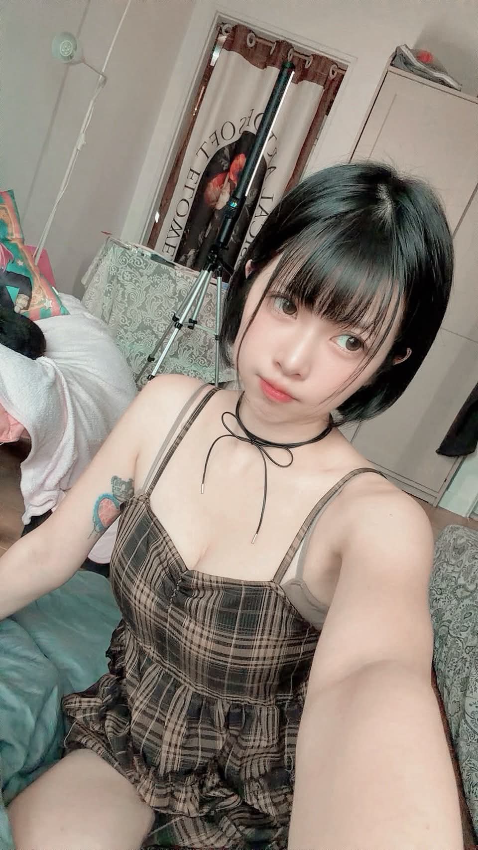 【肉毒除皺】仁愛星和診所 - 有人跟我一樣 下巴有皺皺的小陰影嗎？ - 糖糖