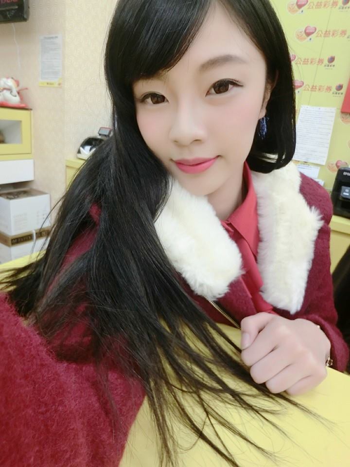 【淨膚雷射】自強星和診所（竹北）-吃妝不浮粉 毛孔小小☺☺☺_張芷涵