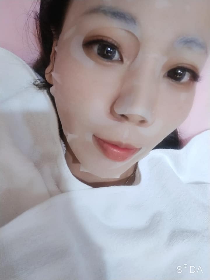 【皮秒雷射】星和診所-高雄市 賴衍翰醫師-皮秒雷射亮白系列,給你皮膚光滑細緻-E girl 小依