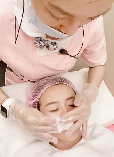 【美容療程-活力點滴】療癒身心的一小時臉部保養過程，讓臉部休息、身體也漸漸放鬆了❤❤！！！-呂瑞瑞