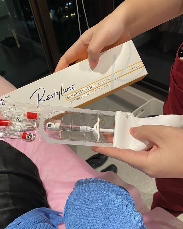 施作前醫師專業的解說水光針的作用方式