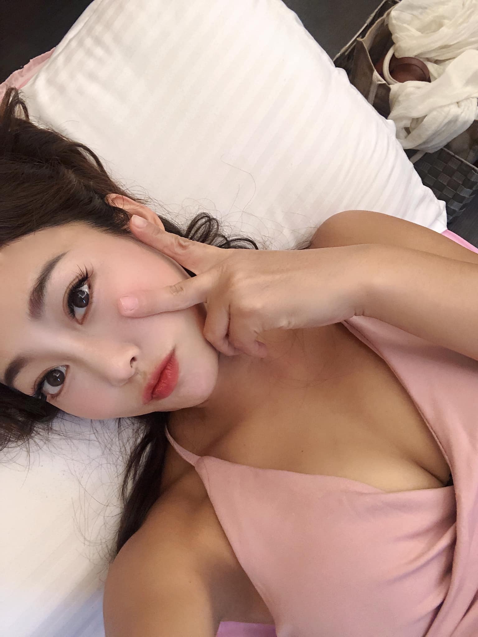 可能是 1 人和室內的圖像