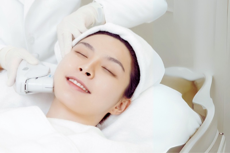 音波幫助緊緻、拉提皮膚！和電波拉皮差在哪？醫師解答：符合「這關鍵」更重要