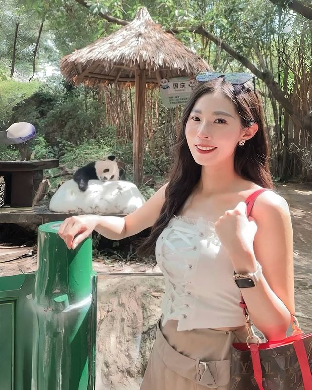 【杏仁酸煥膚】