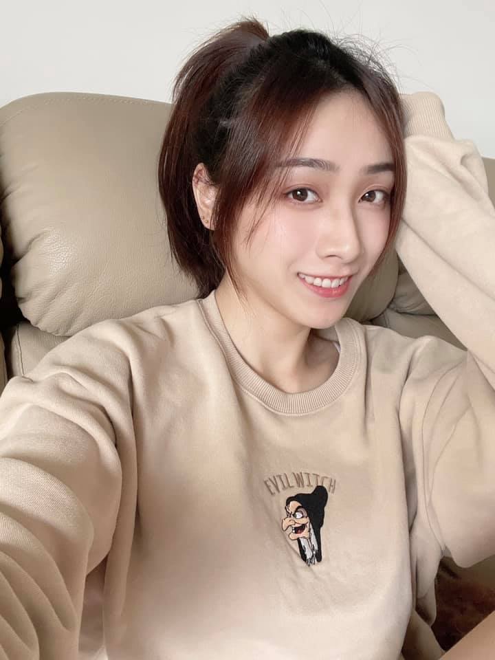 【彩衝光】