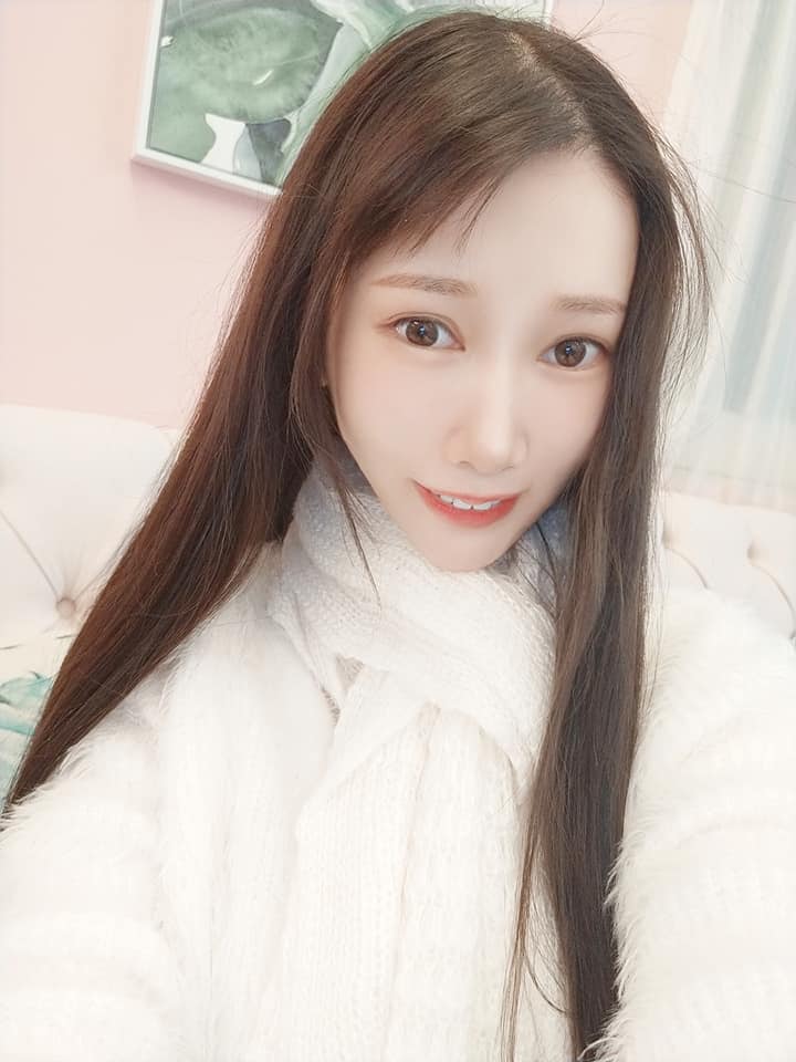 【彩衝光】星和診所/北車醫美-只要摸到臉上有顆粒，我就忍不住要摳-又又 黃鈺文