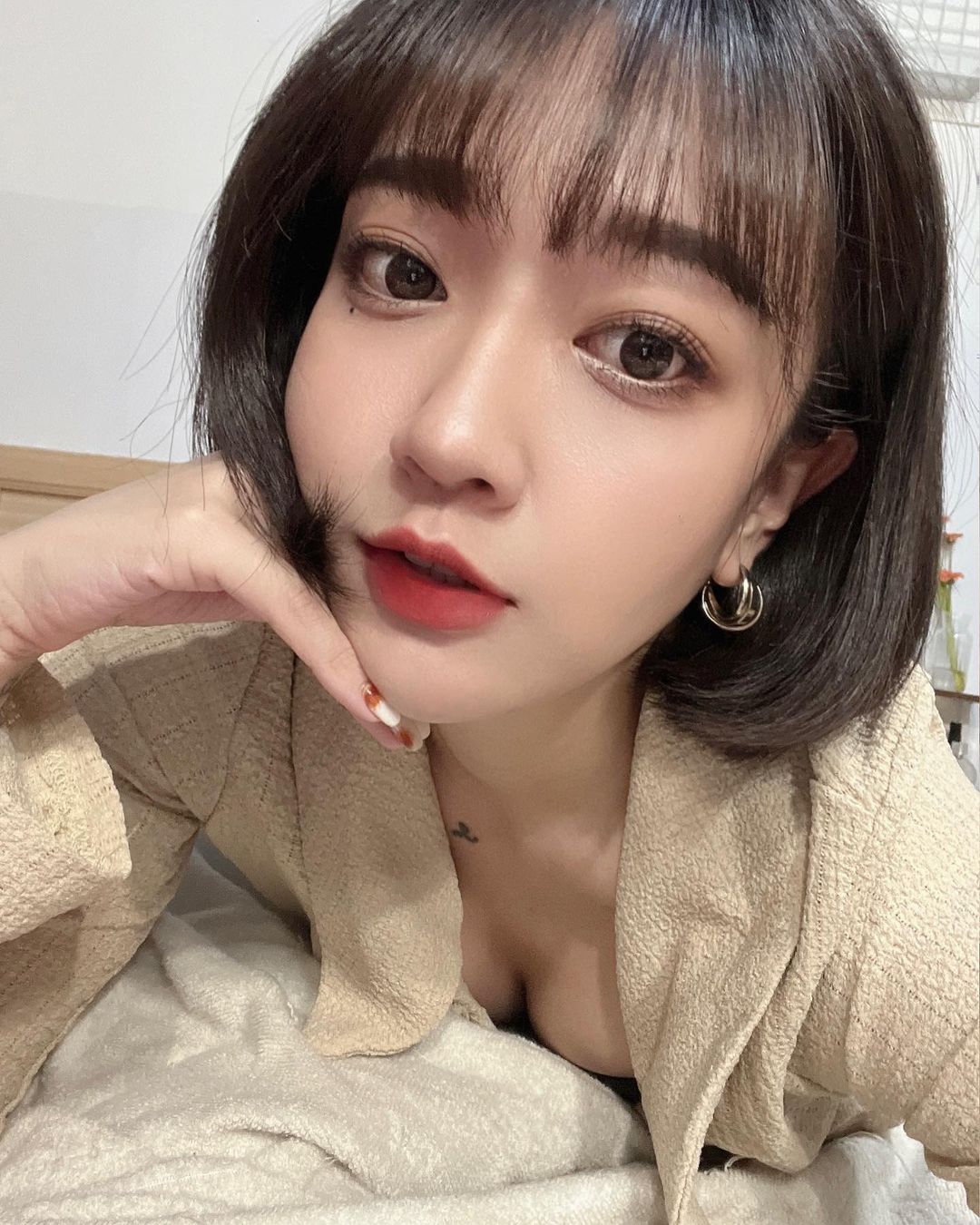 【杏仁酸煥膚】星和診所/仁愛店-想要好皮膚嗎?那要記得定時去做保養呦-斑比
