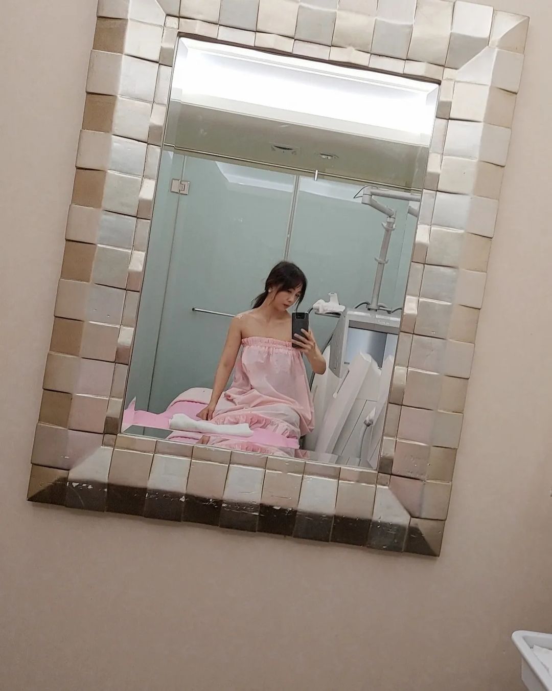【杏仁酸煥膚】星和診所/台南店-夏天為了讓背美美登場！背後就交給星和吧-林瑄