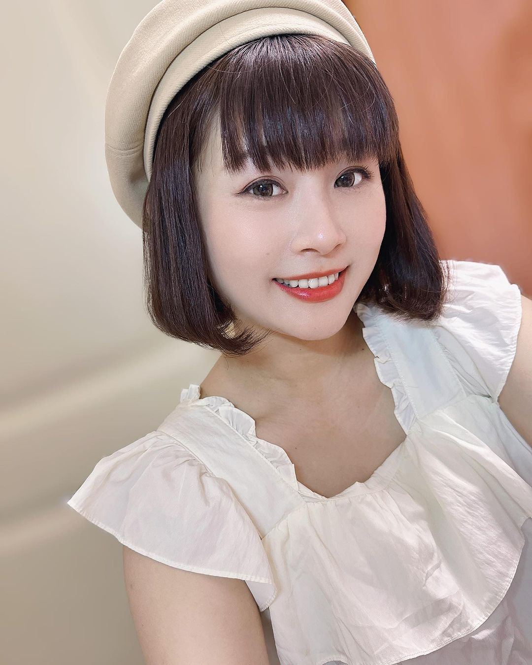 【彩衝光】星采整形外科診所(大安)真心覺得定期施打彩衝光比擦很多瓶瓶罐罐都還有感覺-涵妞小日記