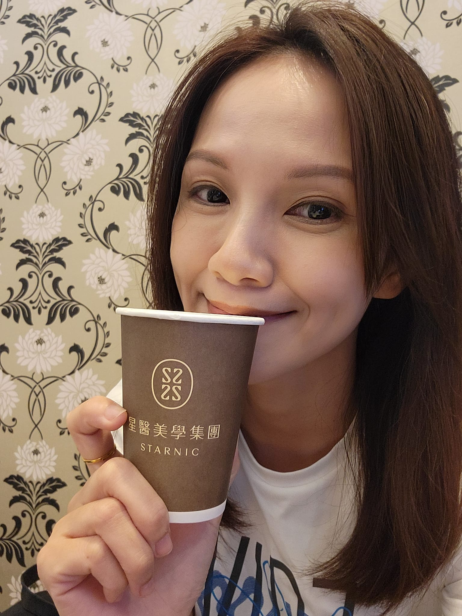 彩衝光