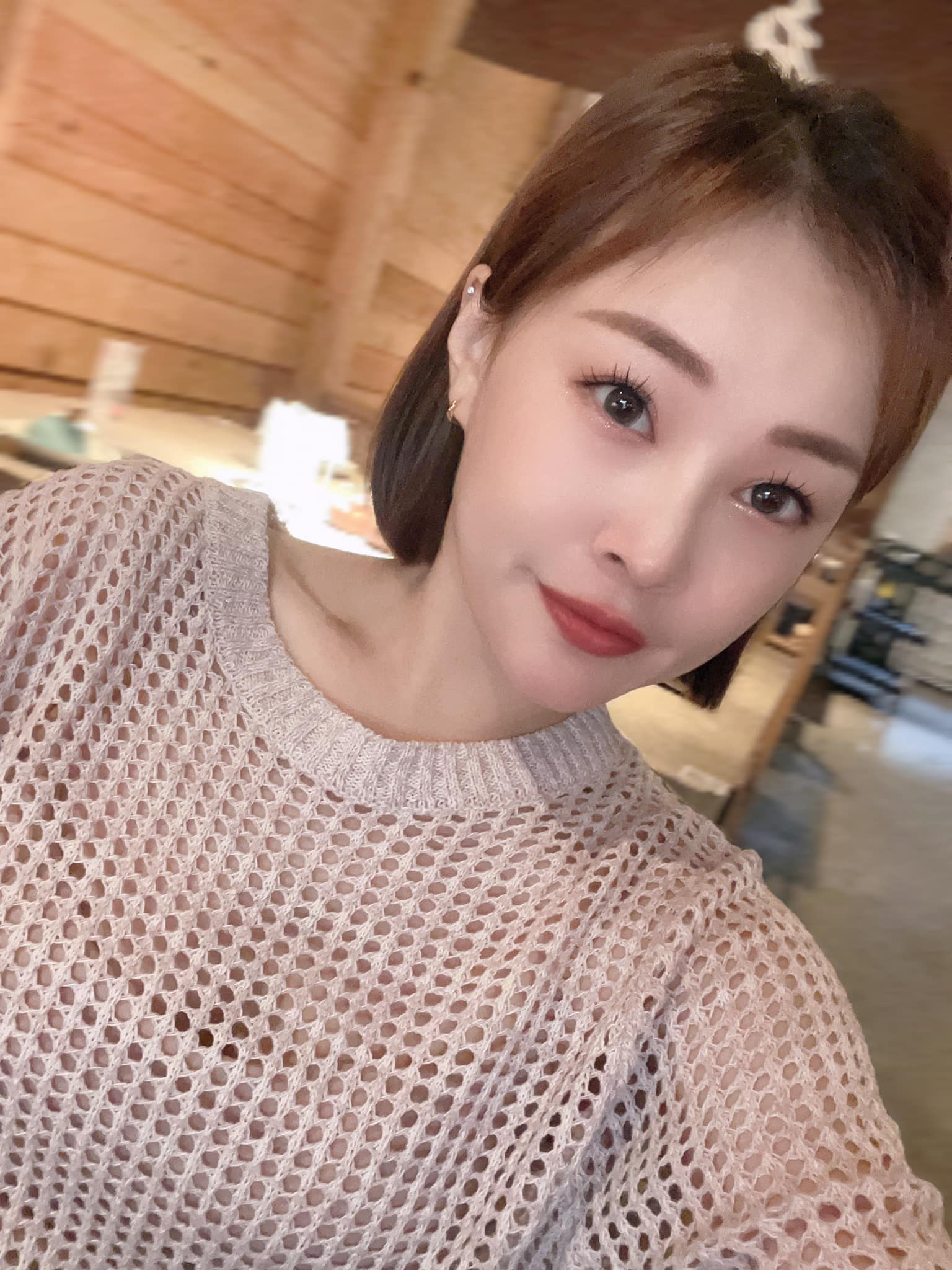 【彩衝光】