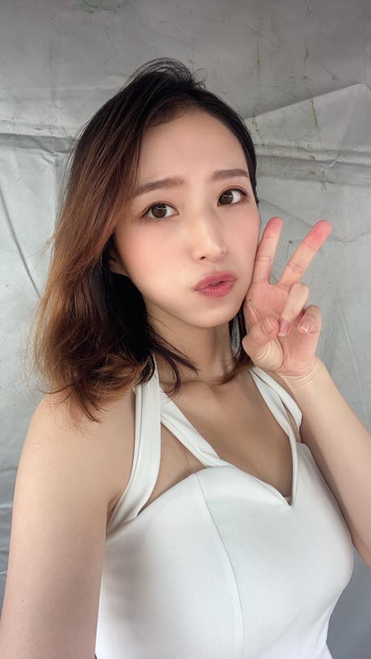 【活力滿點滴】星和診所/高雄醫美-打美白針定期保養 才沒有曬成小黑人??-元氣女孩 小慈 粉絲加油團