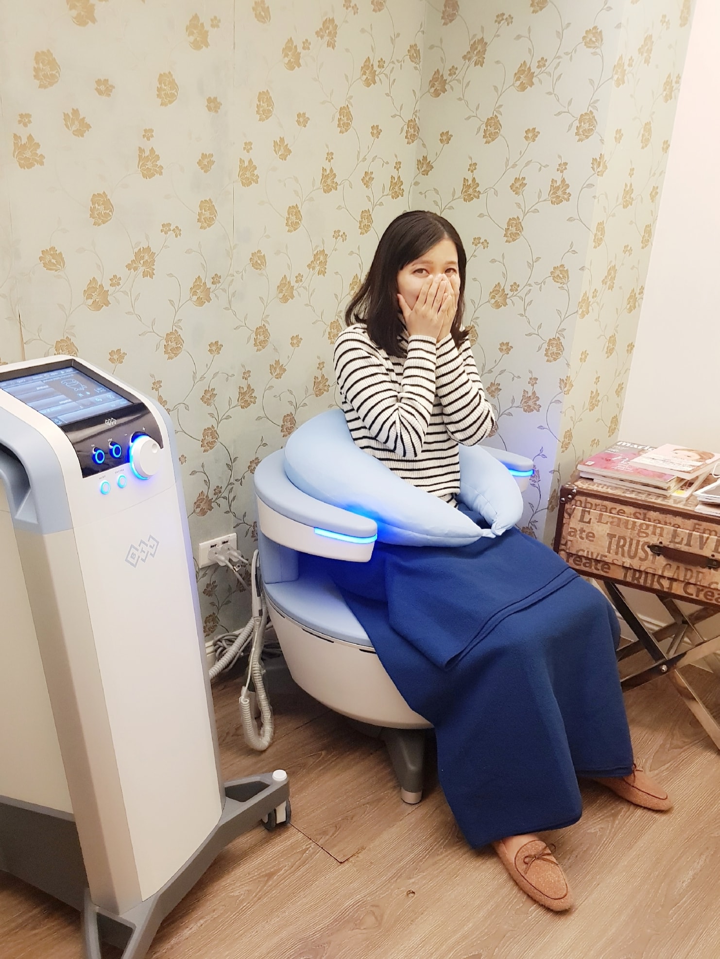  【G動椅】仁愛星和診所/東區醫美-坐了以後會變幸福的椅子 😎😎😎-仿妝夭后Yui