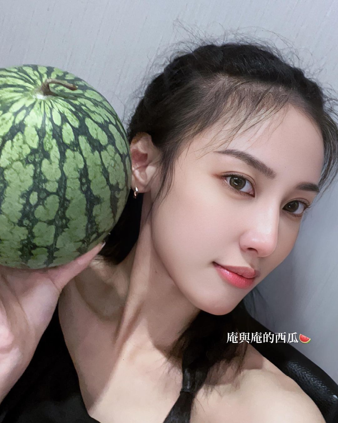 飛梭雷射