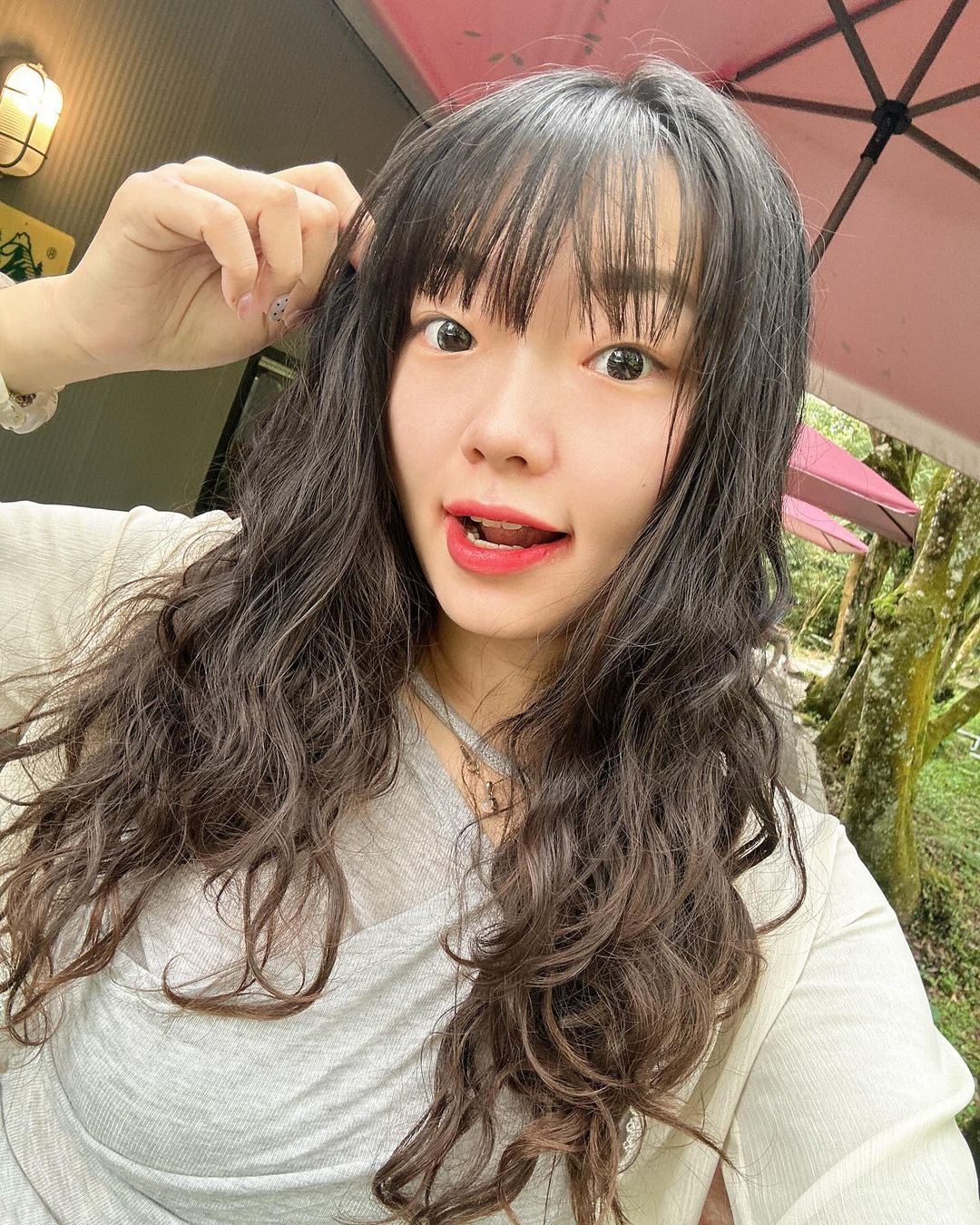彩衝光