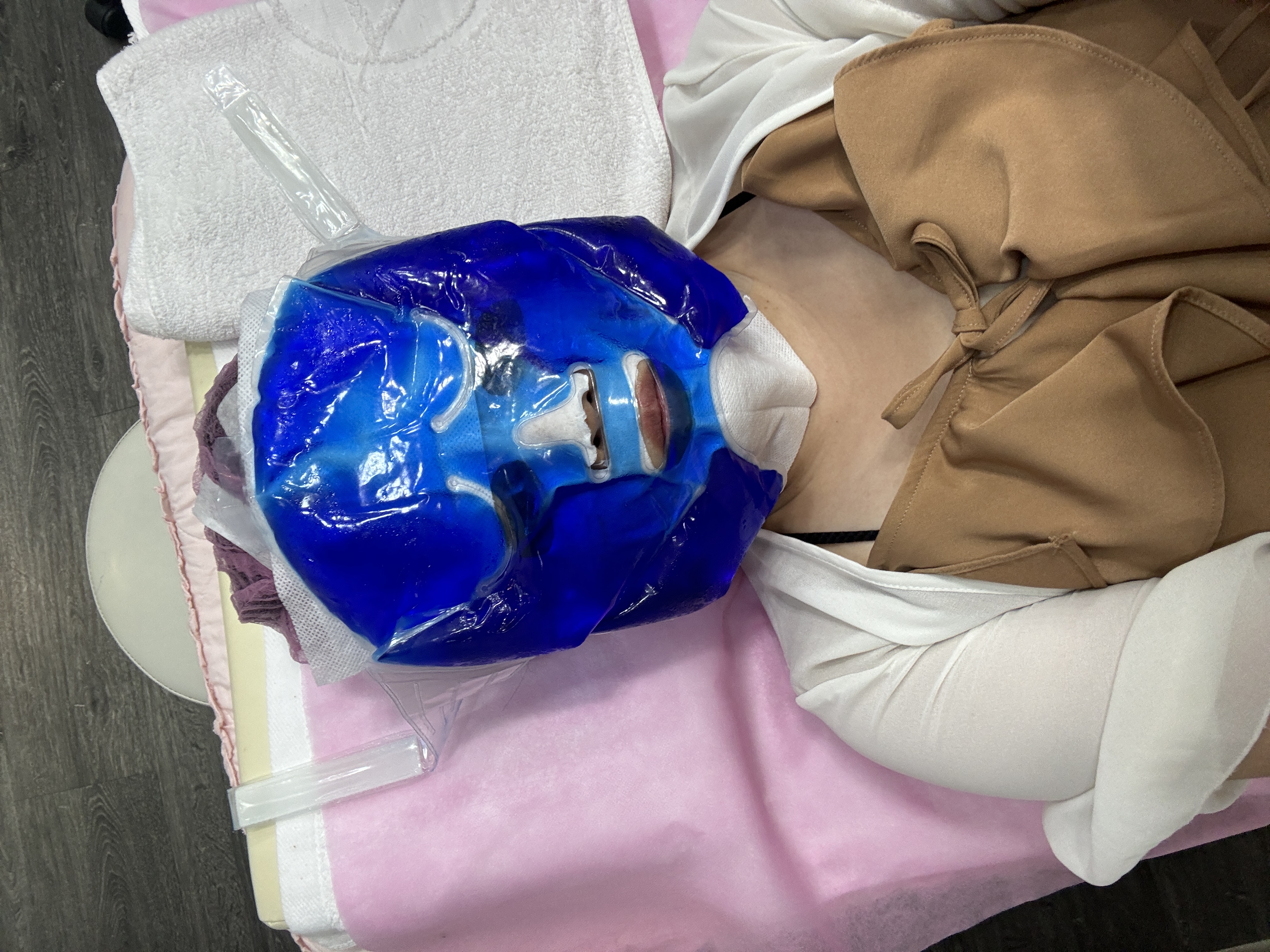 水光施打後冰敷鎮定